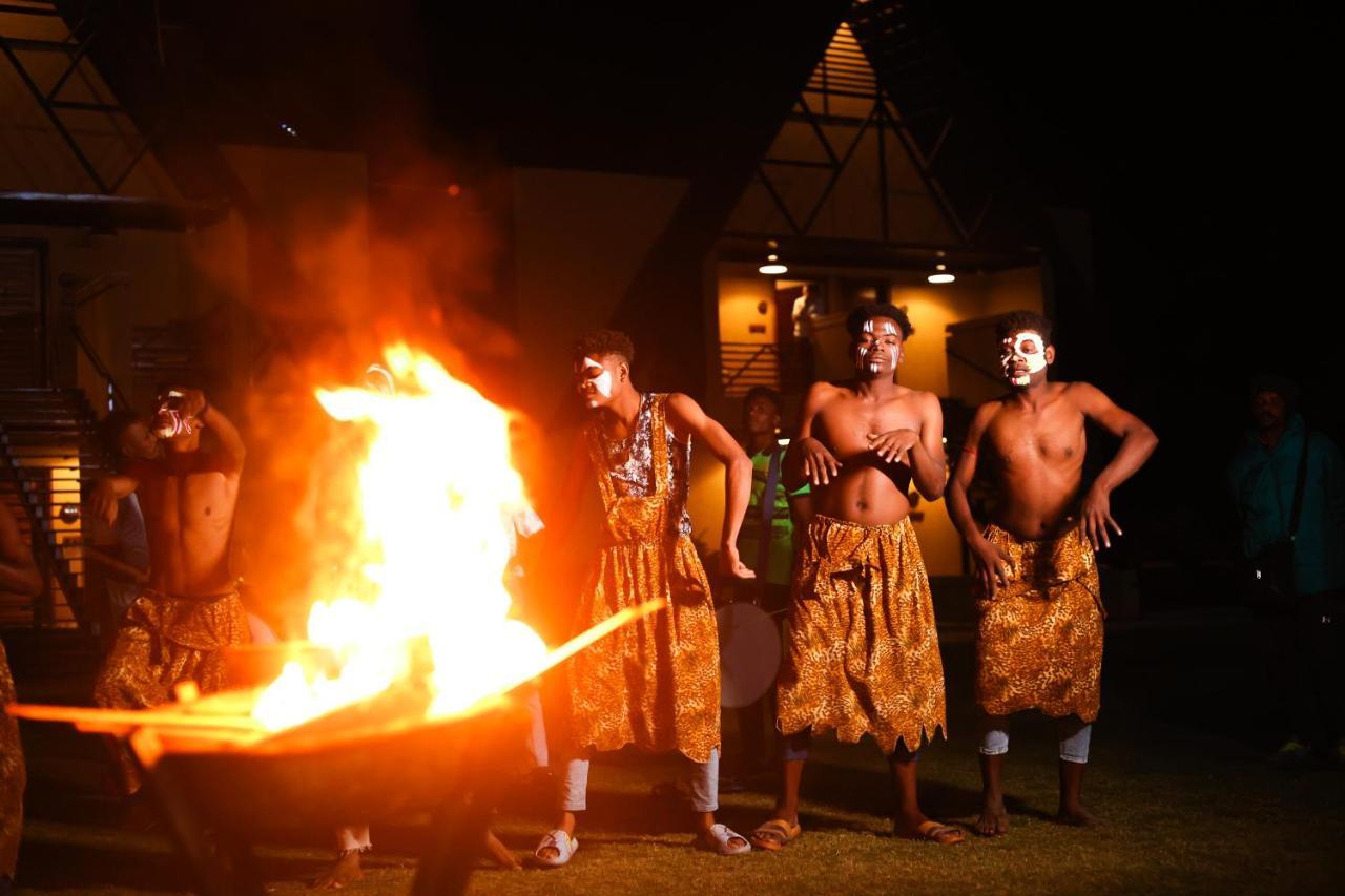 Jagira Ananta Elite , Sasan Gir Hotel Chitrod Bagian luar foto