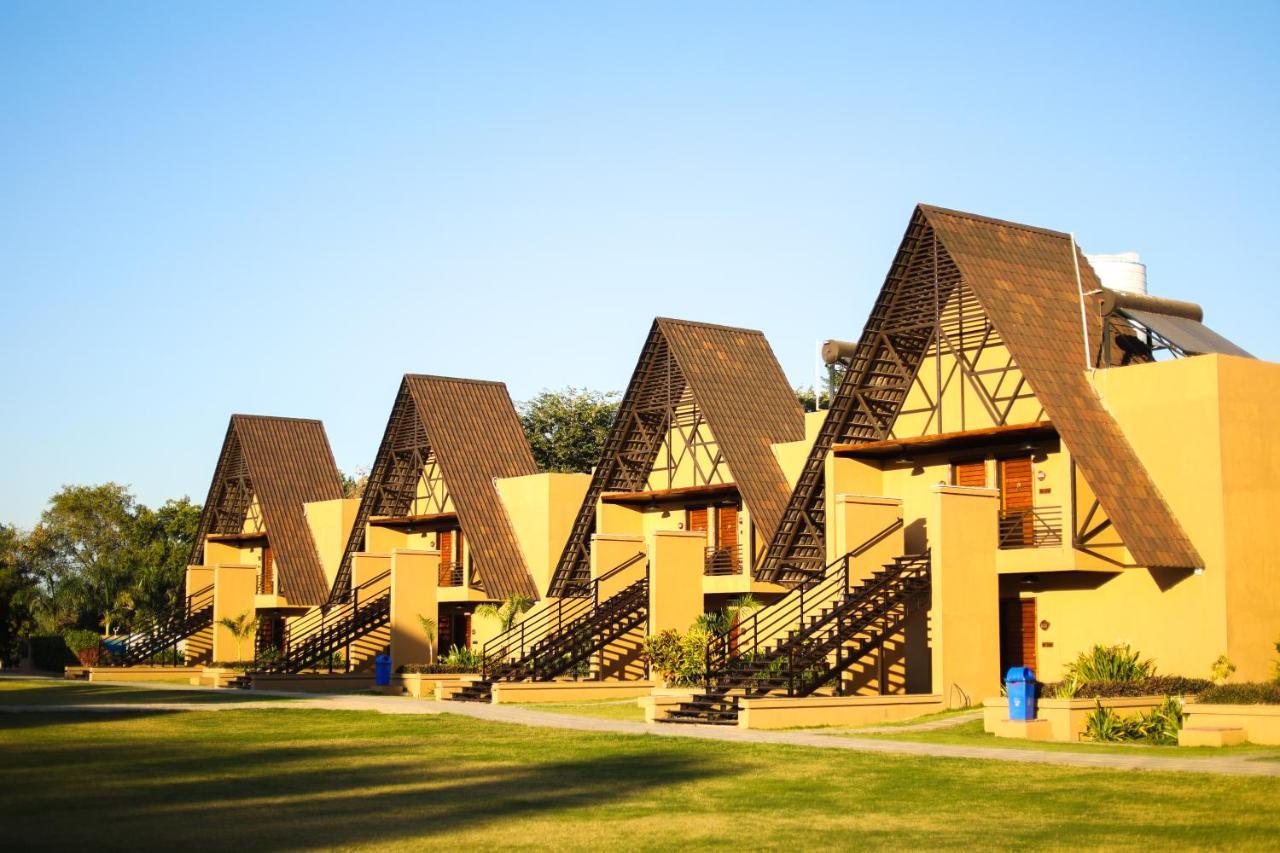Jagira Ananta Elite , Sasan Gir Hotel Chitrod Bagian luar foto